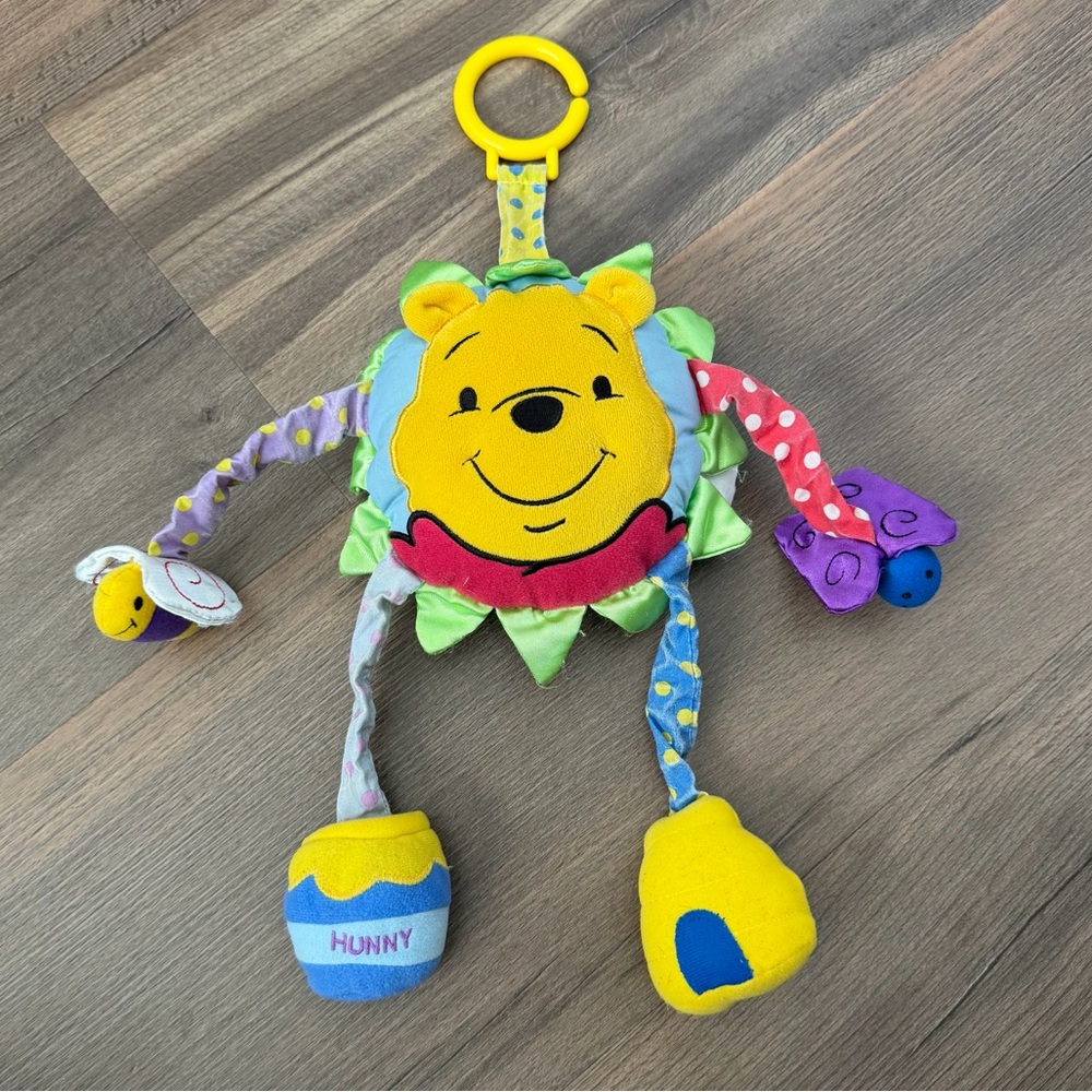 Vintage Y2K Disney Winnie the Pooh On-The-Go Plush Activity Hanging Toy